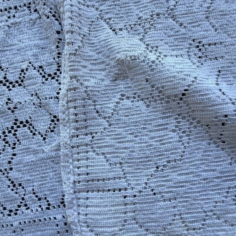 Vintage White Crochet Lace Table Runner Floral Pattern Rectangular 34x13